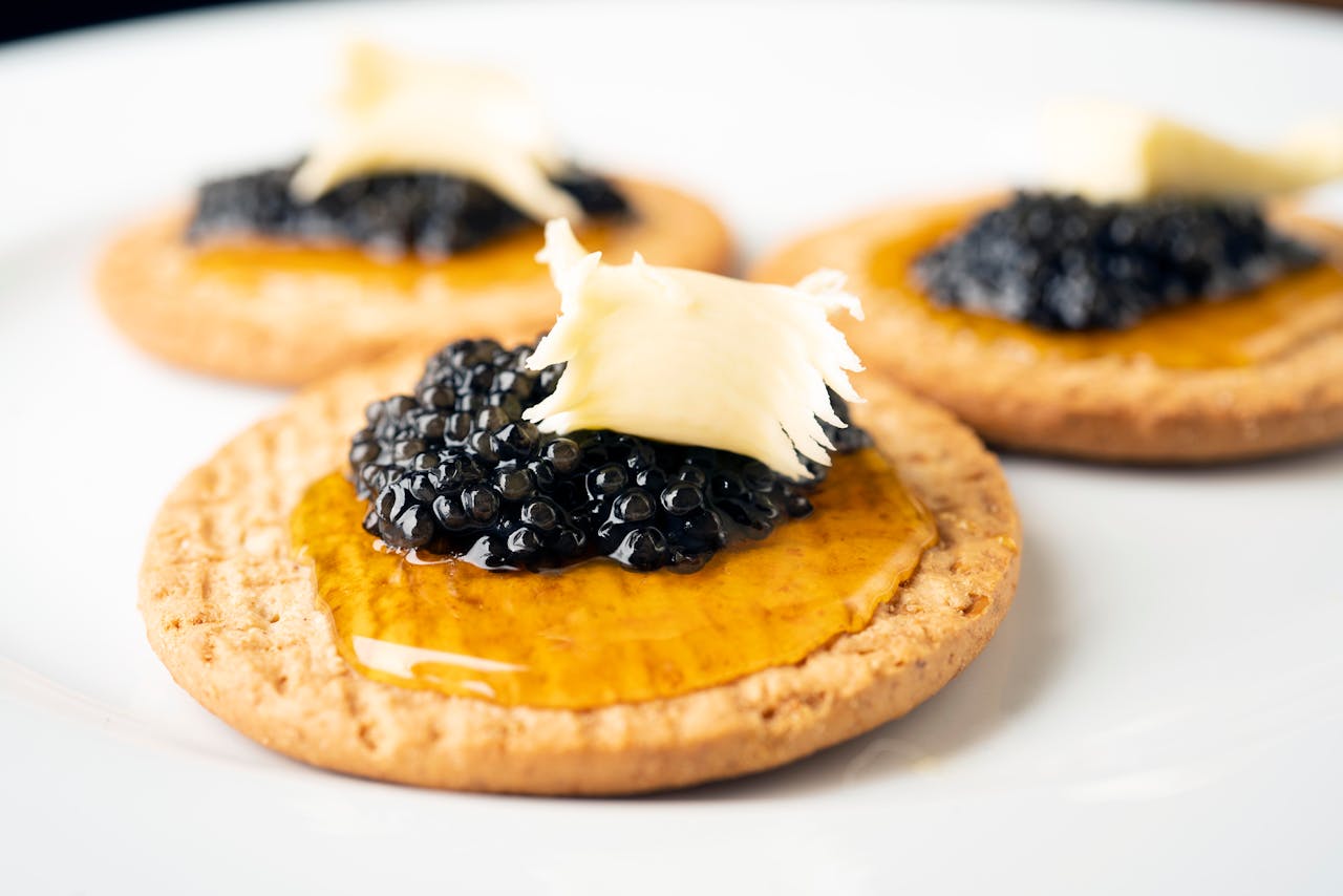 caviar noir gourmandise luxe