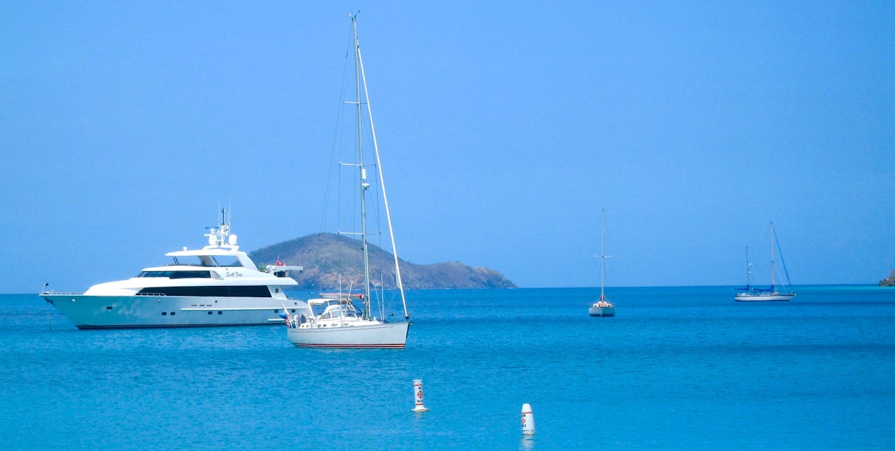 yacht boat bateau croisière